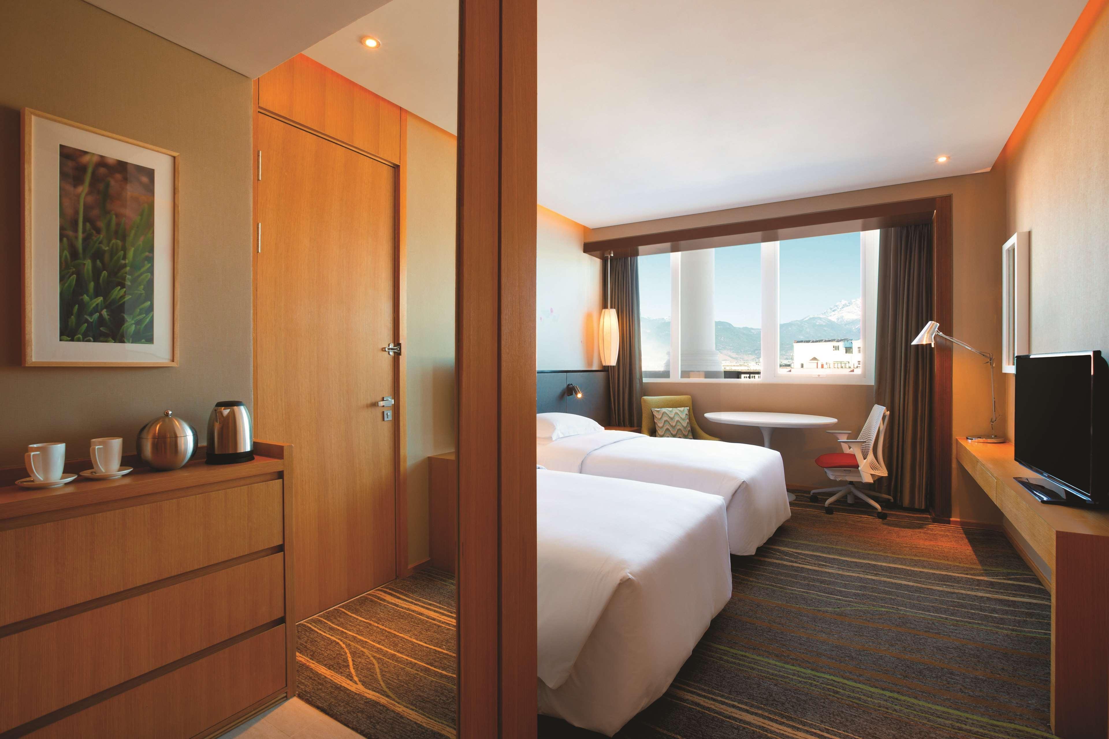 Hilton Garden Inn Lijiang Lijiang (Yunnan) Exterior foto