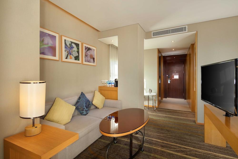 Hilton Garden Inn Lijiang Lijiang (Yunnan) Exterior foto